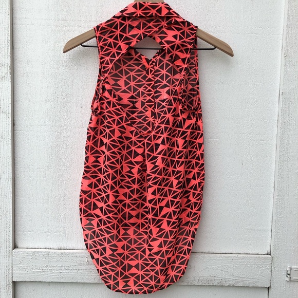 Triangle Tank Top - Picture 4 of 5